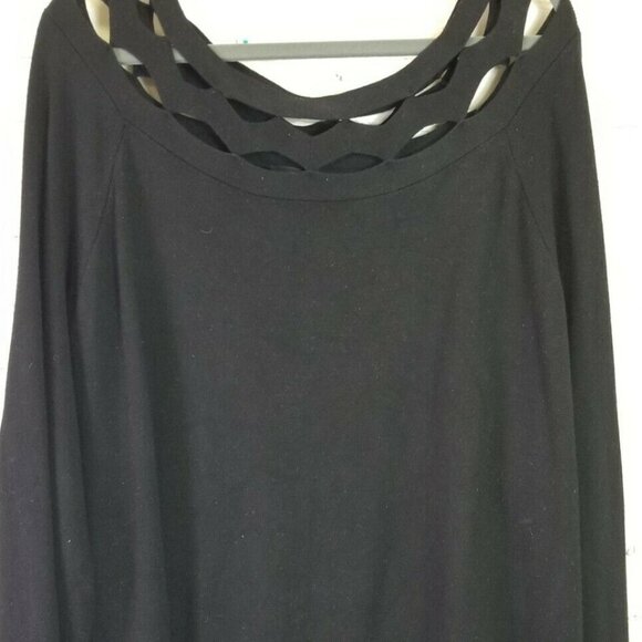 Lane Bryant Sweaters - Lane Bryant size 26/28 Knit Black Long Sleeve  Pull Over Long Sleeve SWEATER Top